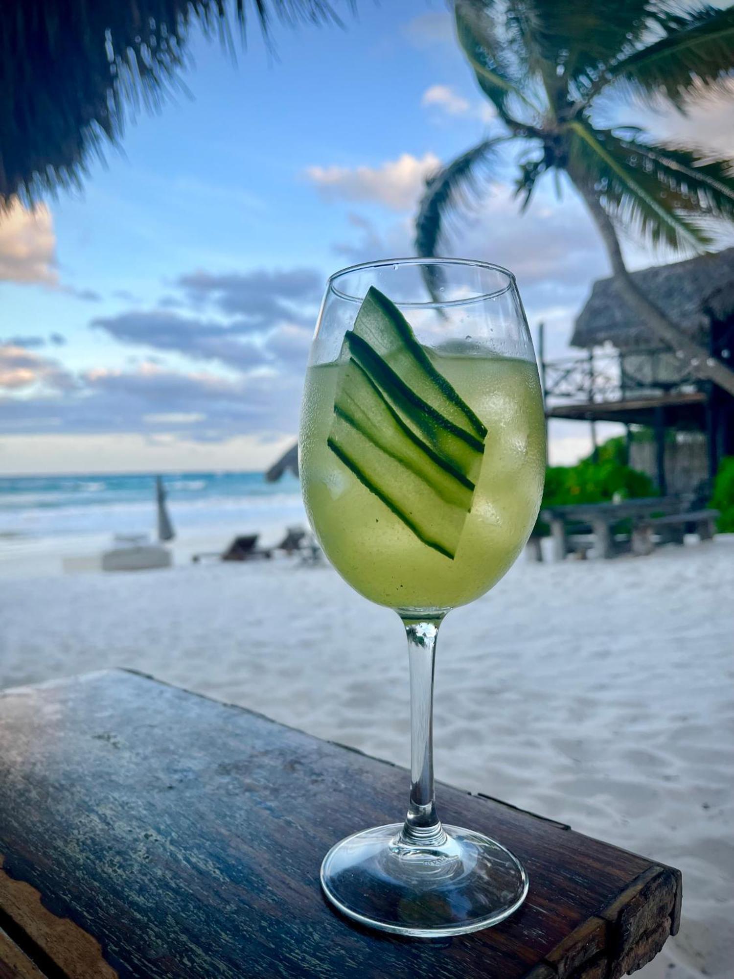 Luv Tulum Hotell Exteriör bild